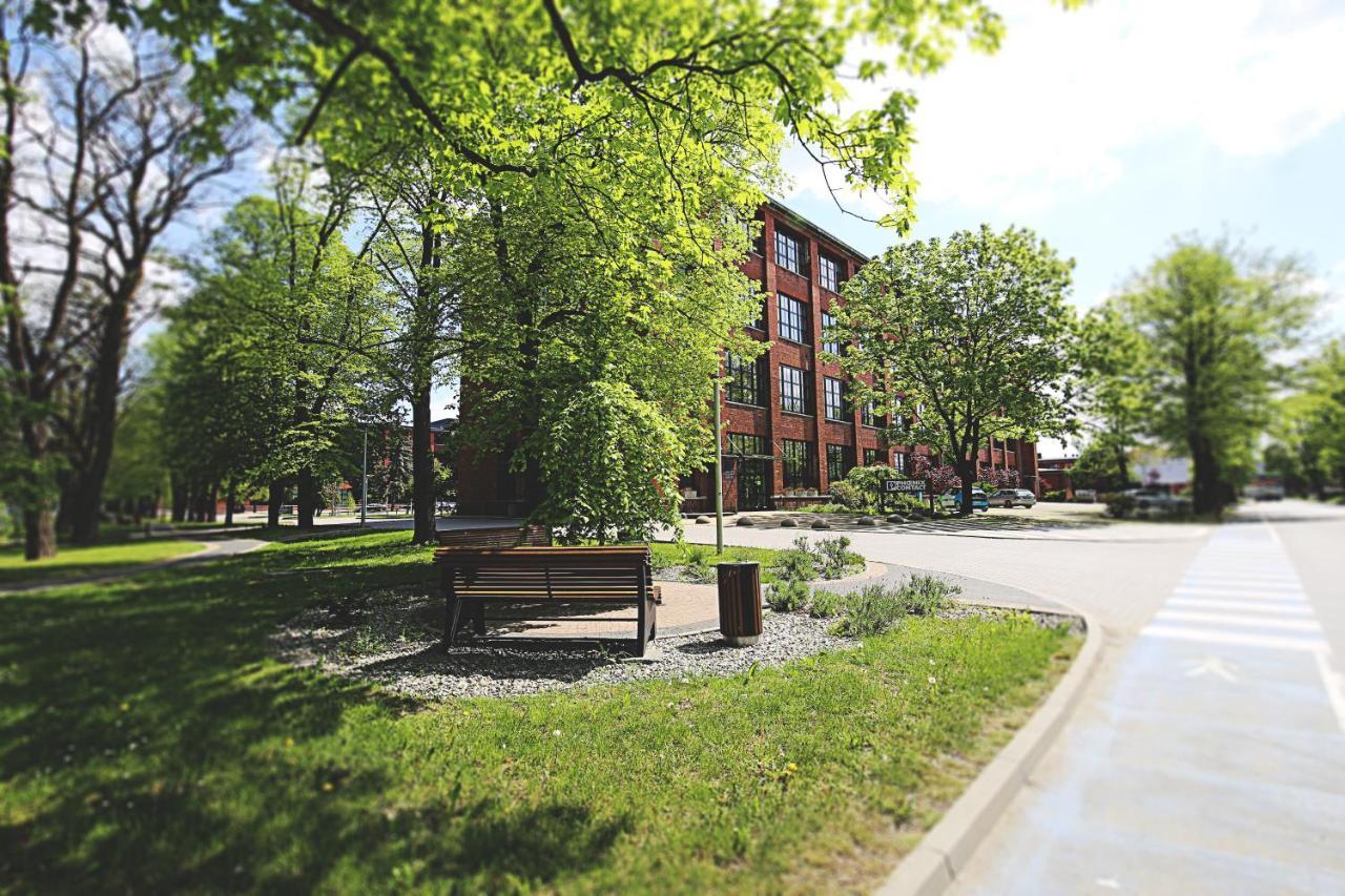 Apartimento Hydral Spero Wrocław Buitenkant foto